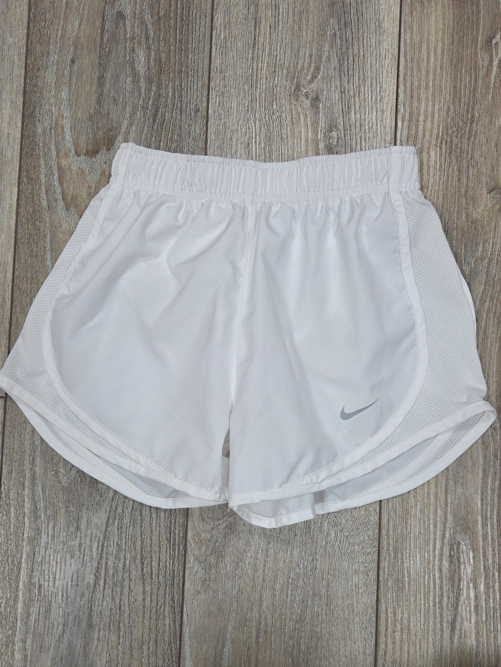 Nike White Xsmall Athletic Running Shorts with Subtle Swoosh